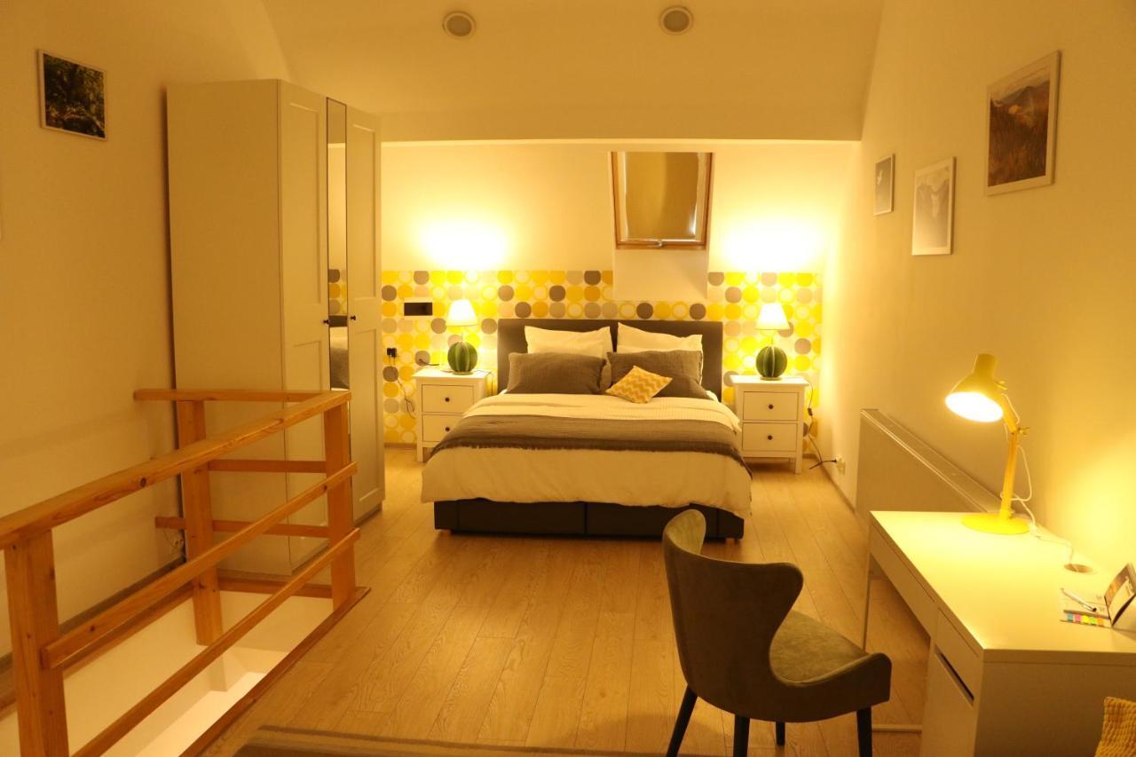 Fagaras Cosy Flat Exterior foto