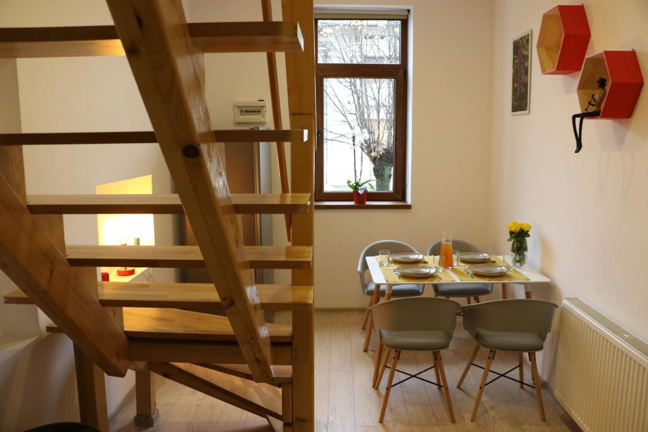 Fagaras Cosy Flat Exterior foto