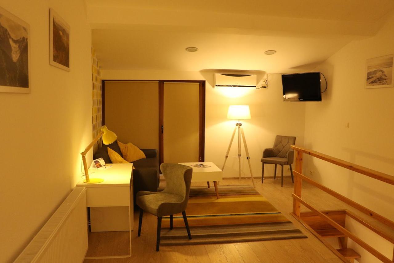Fagaras Cosy Flat Exterior foto